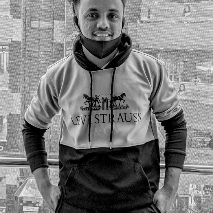 Portrait of Luca Marin, community mentor and Italian cuisine specialist